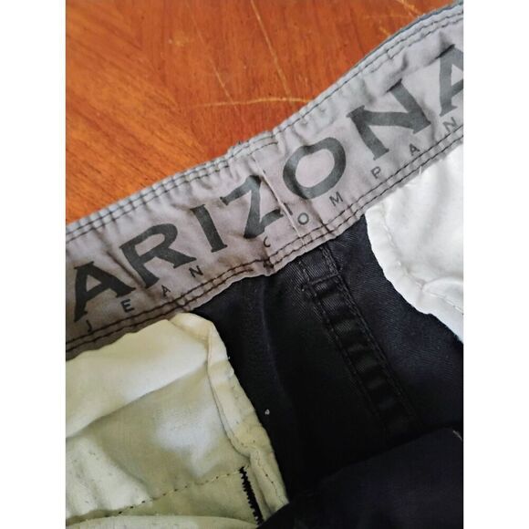 Arizona Jean Co Cargo Shorts - Size: 30 waist   (1167) - Picture 3 of 6